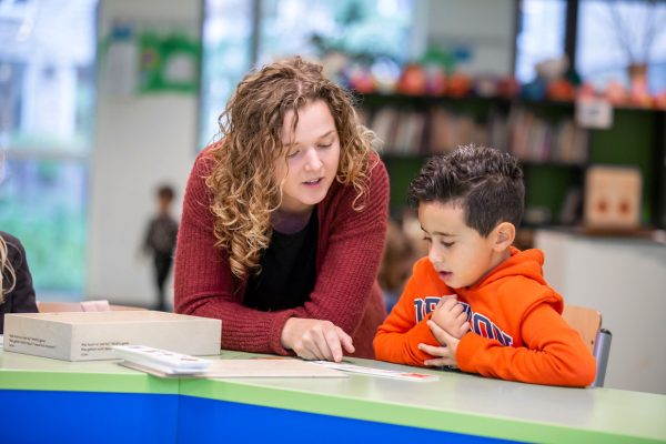 Tamim-zoekt-leerkracht-vacature-basisschool-veenendaal